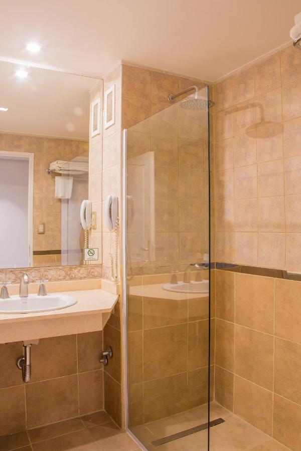 Howard Johnson Rio Cuarto Hotel Y Casino מראה חיצוני תמונה